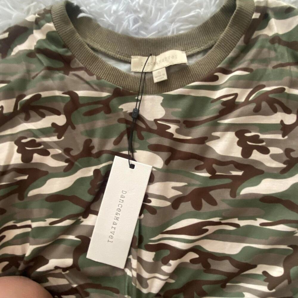 Dance & Marvel Green Camouflage Front Twist Crop Top Shirt for Women SMALL - Picture 3 of 8